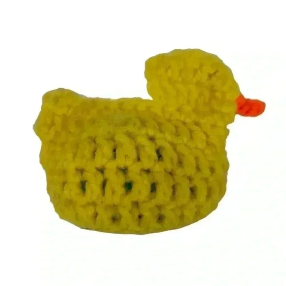 VINTAGE CROCHETED PERFECT EASTER BUNDLE BASKET EGG CHICK TWO BUNNIES HANDMADE - Picture 9 of 16